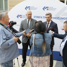 powiększ zdjęcie: Modelowa współpraca miasto-strefa