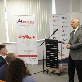 powiększ zdjęcie: Modelowa współpraca miasto-strefa