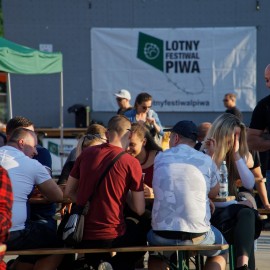 powiększ zdjęcie: Festiwal piw rzemieślniczych i foodtrucków w Legnicy