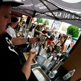 powiększ zdjęcie: Festiwal piw rzemieślniczych i foodtrucków w Legnicy