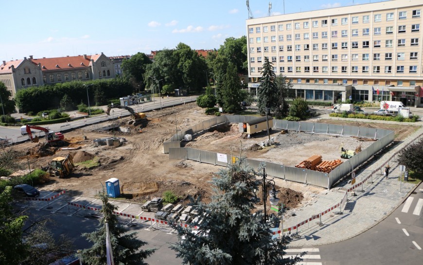Przebudowa Placu Słowiańskiego. Powstaje wielki zbiornik retencyjny
