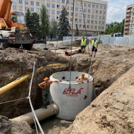 powiększ zdjęcie: Przebudowa Placu Słowiańskiego. Powstaje wielki zbiornik retencyjny
