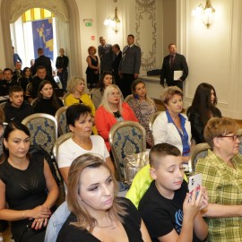 powiększ zdjęcie: Święto Policji. Prezydent Tadeusz Krzakowski podziękował funkcjonariuszom