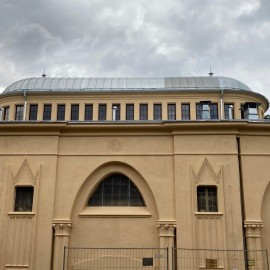 powiększ zdjęcie: Kolejny etap renowacji kaplicy cmentarnej. Zobacz jak przebiegają prace
