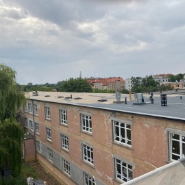 powiększ zdjęcie: Termomodernizacja Zespołu Szkół Budowlanych. Zamontowano panele