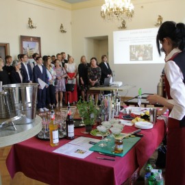powiększ zdjęcie: Stypendia Prezydenta Legnicy dla najzdolniejszych uczniów