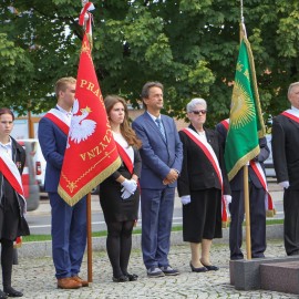 powiększ zdjęcie: Legniczanie uczcili pamięć ofiar Sybiru i agresji sowieckiej na Polskę