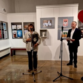 powiększ zdjęcie: Legnicki Satyrykon zawitał na salonach Warszawy