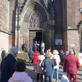 powiększ zdjęcie: Legnickie Spacery Historyczne. Poznaliśmy historię kościoła Mariackiego