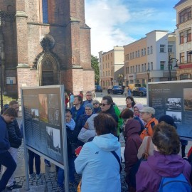 powiększ zdjęcie: Legnickie Spacery Historyczne. Poznaliśmy historię kościoła Mariackiego