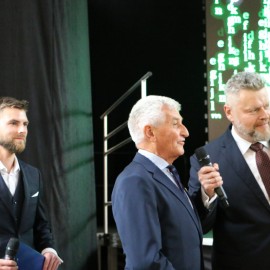 powiększ zdjęcie: 30 – lecie V Liceum Ogólnokształcącego w Legnicy