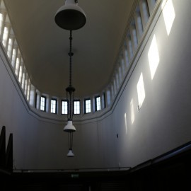 powiększ zdjęcie: Kolejny etap renowacji kaplicy cmentarnej już zakończony