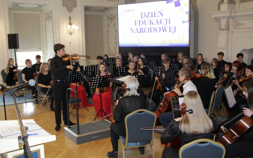 Dzień Edukacji Narodowej. Prezydent podziękował i nagrodził nauczycieli