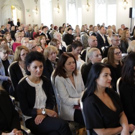 powiększ zdjęcie: Regionalne obchody Dnia Edukacji Narodowej w Legnicy