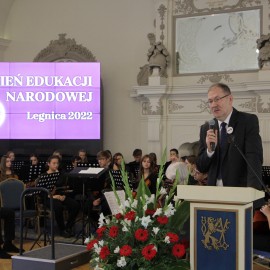 powiększ zdjęcie: Regionalne obchody Dnia Edukacji Narodowej w Legnicy