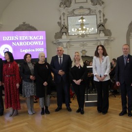 powiększ zdjęcie: Regionalne obchody Dnia Edukacji Narodowej w Legnicy