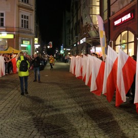 powiększ zdjęcie: Niepodległość świętowaliśmy też w niepowtarzalnej atmosferze biegu ulicznego