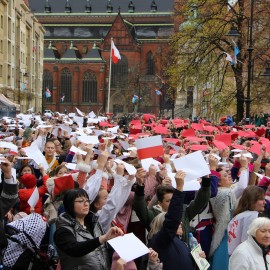 Uczciliśmy Narodowe Święto Niepodległości.  To był bardzo radosny dzień