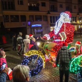 W mikołajki rozbłysły nasze iluminacje i sprawiły radość