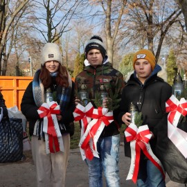 powiększ zdjęcie: Tradycyjnie już uczciliśmy pamięć bohaterów powstania wielkopolskiego