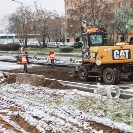 powiększ zdjęcie: Przebudowa ulicy Sikorskiego. Zaawansowane prace na jezdni wschodniej