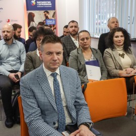 powiększ zdjęcie: Konferencja dotycząca ukraińskiej przedsiębiorczości w Legnicy