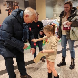 powiększ zdjęcie: Rekordowa zbiórka w Legnicy