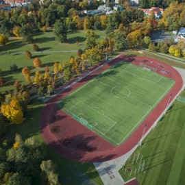Kto przebuduje kompleksy sportowe w Legnicy? Miasto szuka wykonawcy