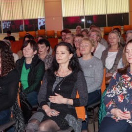 powiększ zdjęcie: Wieczór z miłością do siebie