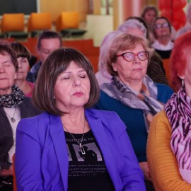 powiększ zdjęcie: Wieczór z miłością do siebie