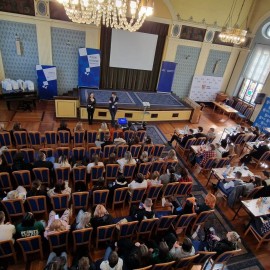 powiększ zdjęcie: Drużyna I LO najlepsza z wiedzy konsumenckiej