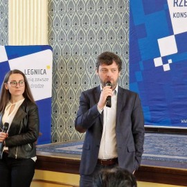 powiększ zdjęcie: Drużyna I LO najlepsza z wiedzy konsumenckiej