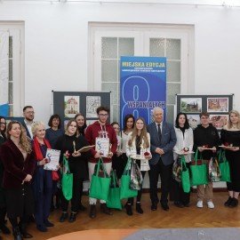 powiększ zdjęcie: Pomagali i są Wspaniali