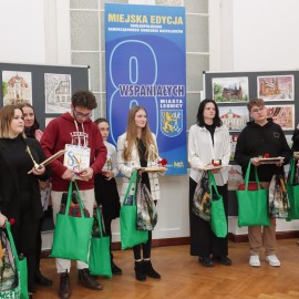 powiększ zdjęcie: Pomagali i są Wspaniali