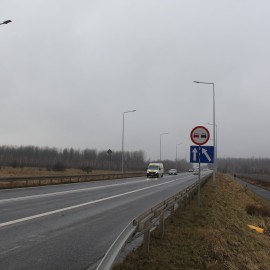 powiększ zdjęcie: Rozpoczęła się wymiana opraw oświetlenia elektrycznego na obwodnicy zachodniej