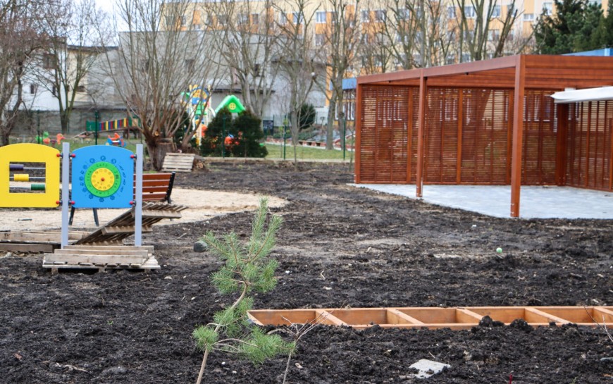 Na osiedlu Piekary powstaje klasa pod chmurką