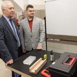 powiększ zdjęcie: W Legnicy rozwijamy szkolnictwo zawodowe tworząc nowoczesną edukację