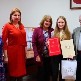 powiększ zdjęcie: Przyznano stypendia Fundacji im. Jerzego Szmajdzińskiego