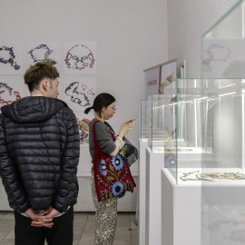powiększ zdjęcie: Koreanka Youjin Um zdobyła nagrodę główną Festiwalu SREBRO