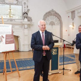 powiększ zdjęcie: Legnica: 61,4 mln euro dla samorządów