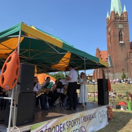 powiększ zdjęcie: Magiczny pociąg wygrał XXII Spływ Samoróbek