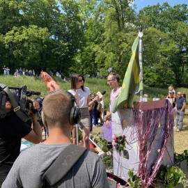powiększ zdjęcie: Magiczny pociąg wygrał XXII Spływ Samoróbek