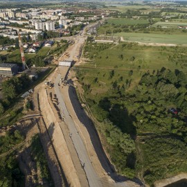 powiększ zdjęcie: Zobacz, jak przebiegają prace na budowie zbiorczej drogi południowej