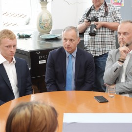 powiększ zdjęcie: Inauguracyjna sesja Młodzieżowej Rady Miejskiej Legnicy