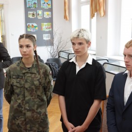 powiększ zdjęcie: Inauguracyjna sesja Młodzieżowej Rady Miejskiej Legnicy