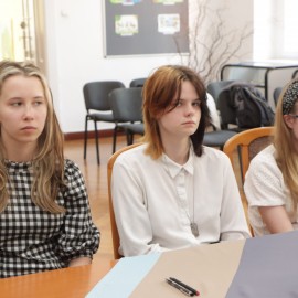 powiększ zdjęcie: Inauguracyjna sesja Młodzieżowej Rady Miejskiej Legnicy