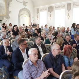 powiększ zdjęcie: Uroczysta sesja Rady Miejskiej Legnicy