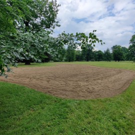 powiększ zdjęcie: Łąka kwietna w parku Miejskim