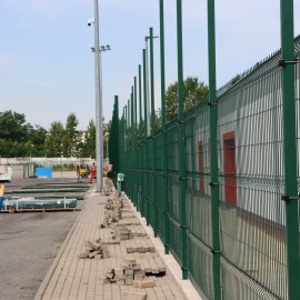 powiększ zdjęcie: Przebudowa kompleksów sportowych w II LO, ZSB i Parku Miejskim