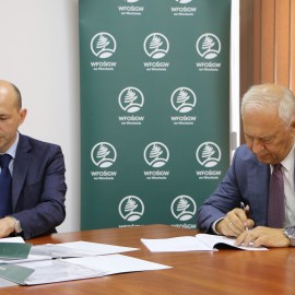 powiększ zdjęcie: Blisko 21,5 mln zł dla Legnicy